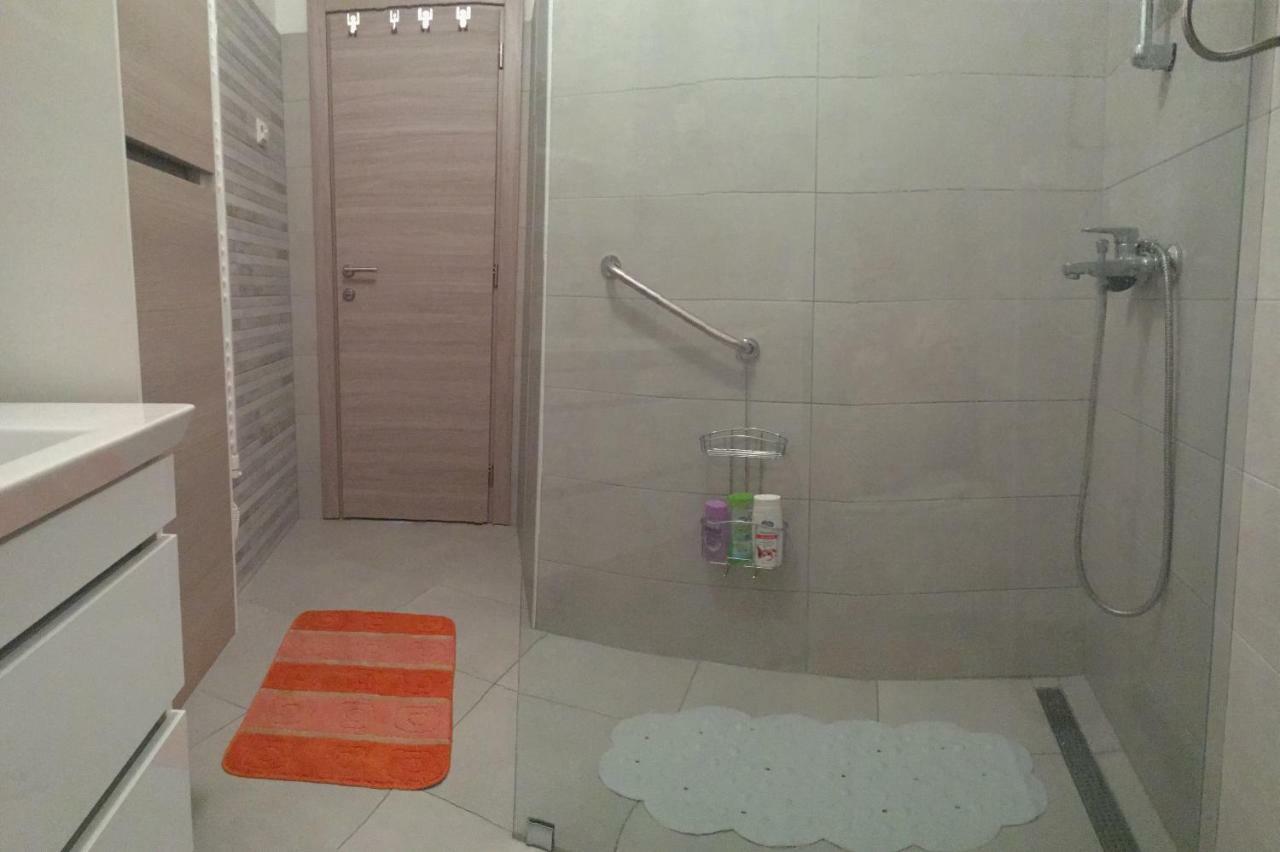 Holly Apartman Umag Exteriör bild